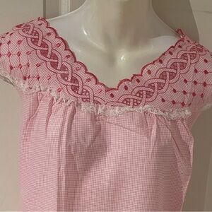 NWOT Pink Gingham slip on nightgown/house dress with Lace Trim made in 🇨🇦